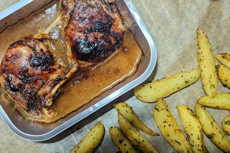 We tried Marks and Spencer's Slow Roast Dine In and it's a real money saver