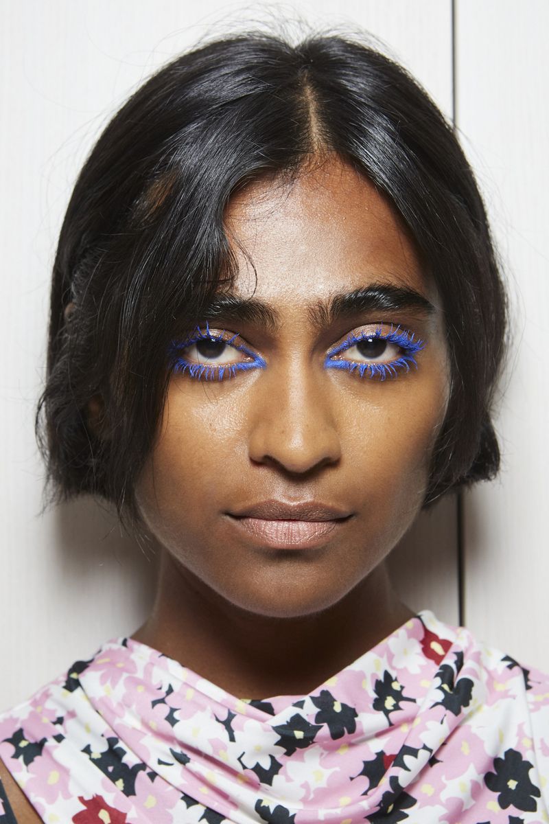 These Blue Eyeshadow Trends Are Set To Dominate In 2024   AA1mZYjG.img