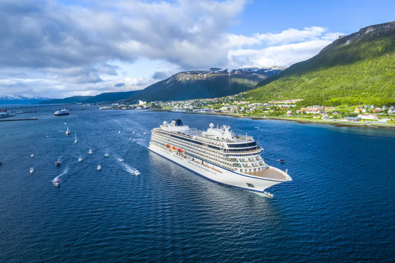 7 Best Cruises For Seniors Who Love To Travel By Sea