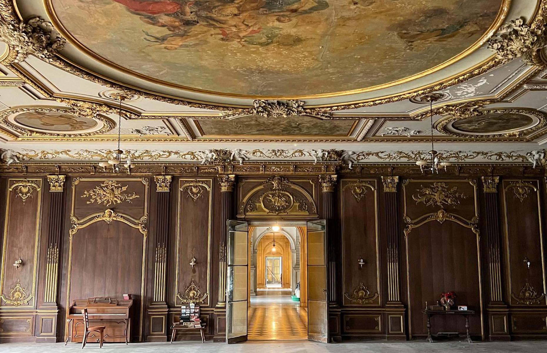 Step Inside America's Most Fascinating Abandoned Mansions