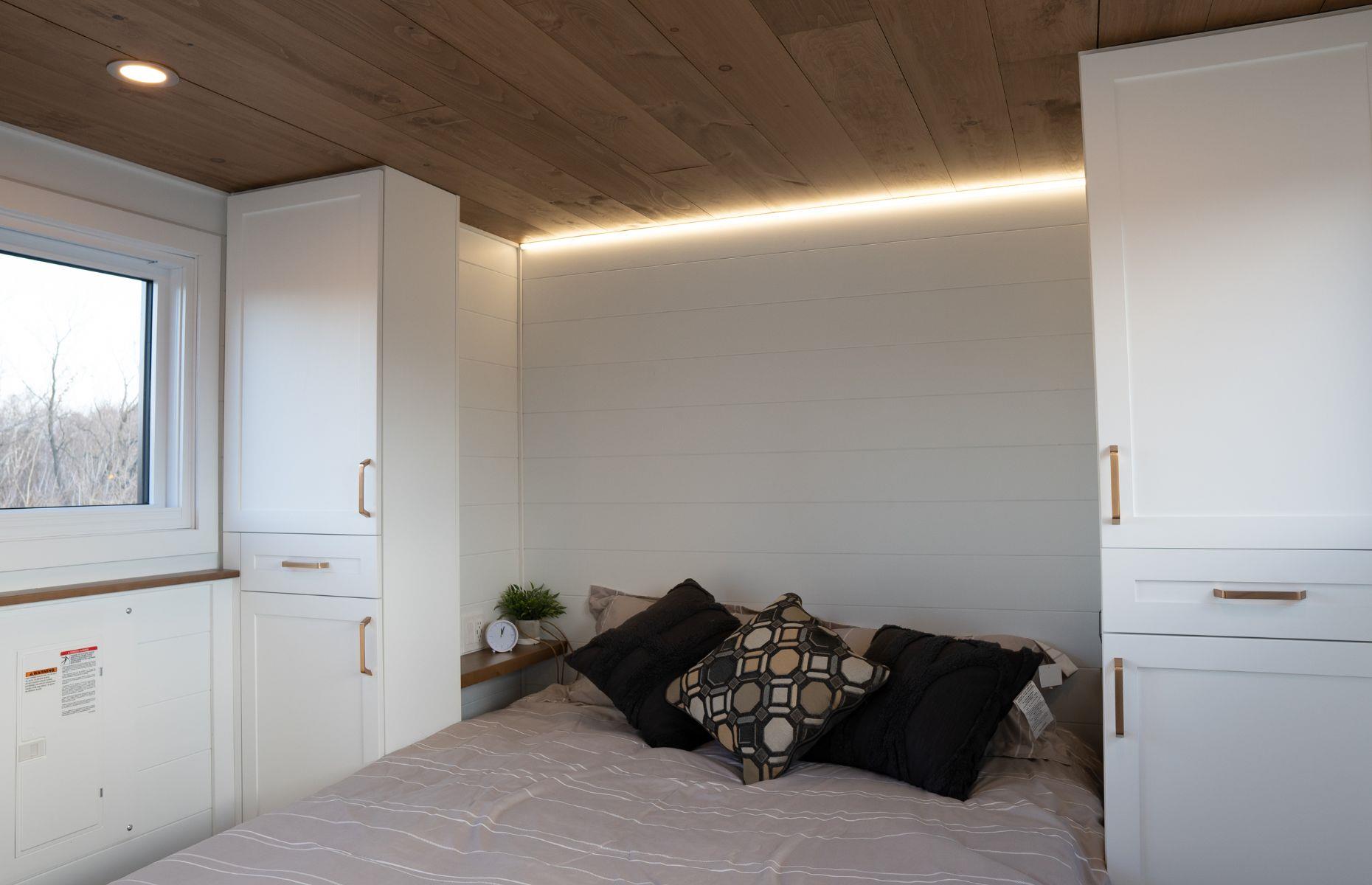 11 tiny homes on wheels that can go anywhere