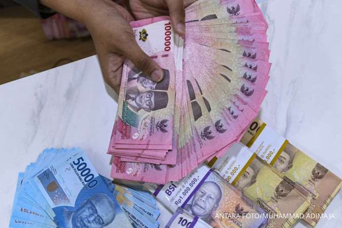 Rupiah Spot Loyo 5 Hari Beruntun Ke Rp 15.526 Per Dolar AS, Senin (8/1)