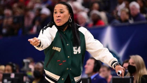 NYSE Honors Dawn Staley’s March Madness Winners USC With a Sweet Gesture