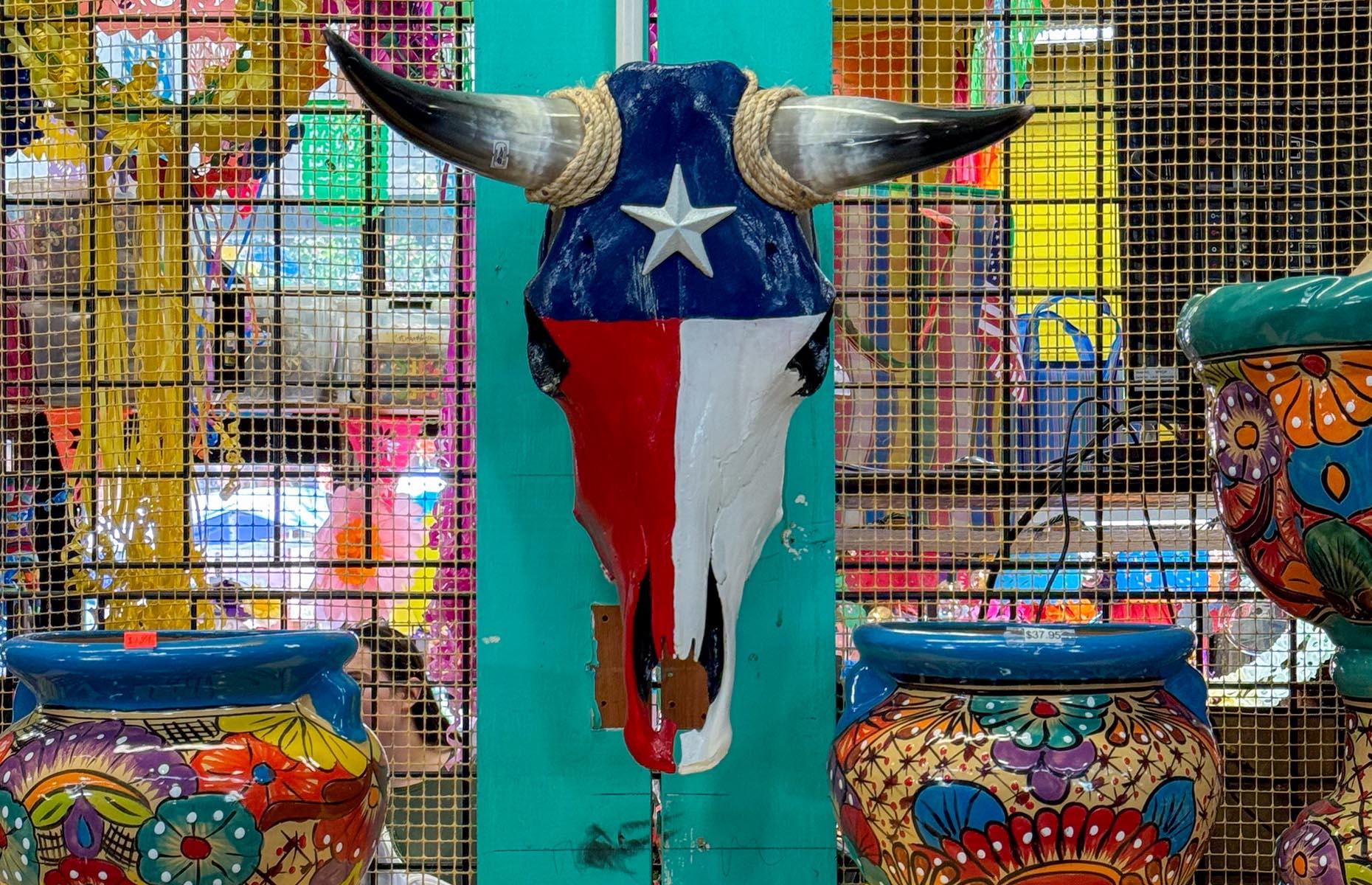 <p>Historic Market Square is where the culture of San Antonio comes alive. Here you can immerse yourself in the sights and flavors of old Mexico as well as pick up a truly unique souvenir from the hundreds of vendors selling authentic Mexican curios and artifacts, hand-crafted leather goods, and a diverse collection of other cultural apparel.</p>  <p>On the weekends there is live entertainment too, with Mariachi bands turning the whole square into a mini fiesta.</p>