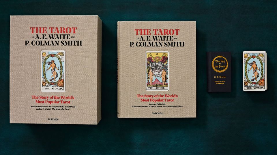 the secret history of the world’s most popular tarot cards
