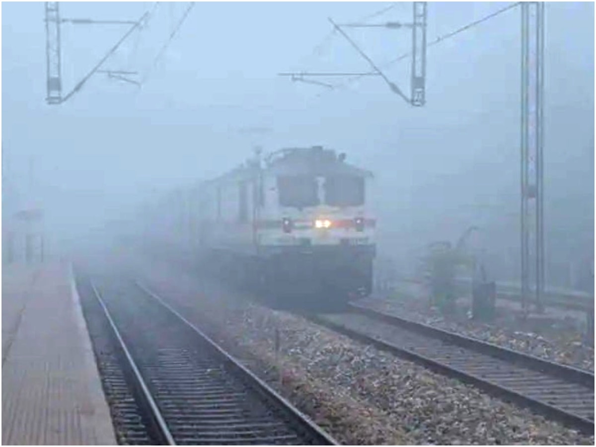 26 Trains Delayed, Flight Operations Affected As Dense Fog Continues To ...