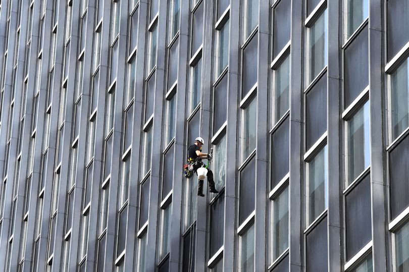 Best paying jobs you can get without a degree earning you up to £96,000