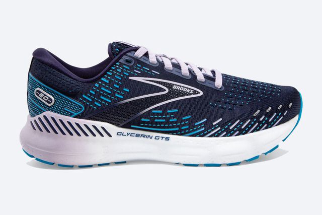 Our Editors' Favorite Shoes For Walking And Running Are Up To 50% Off ...