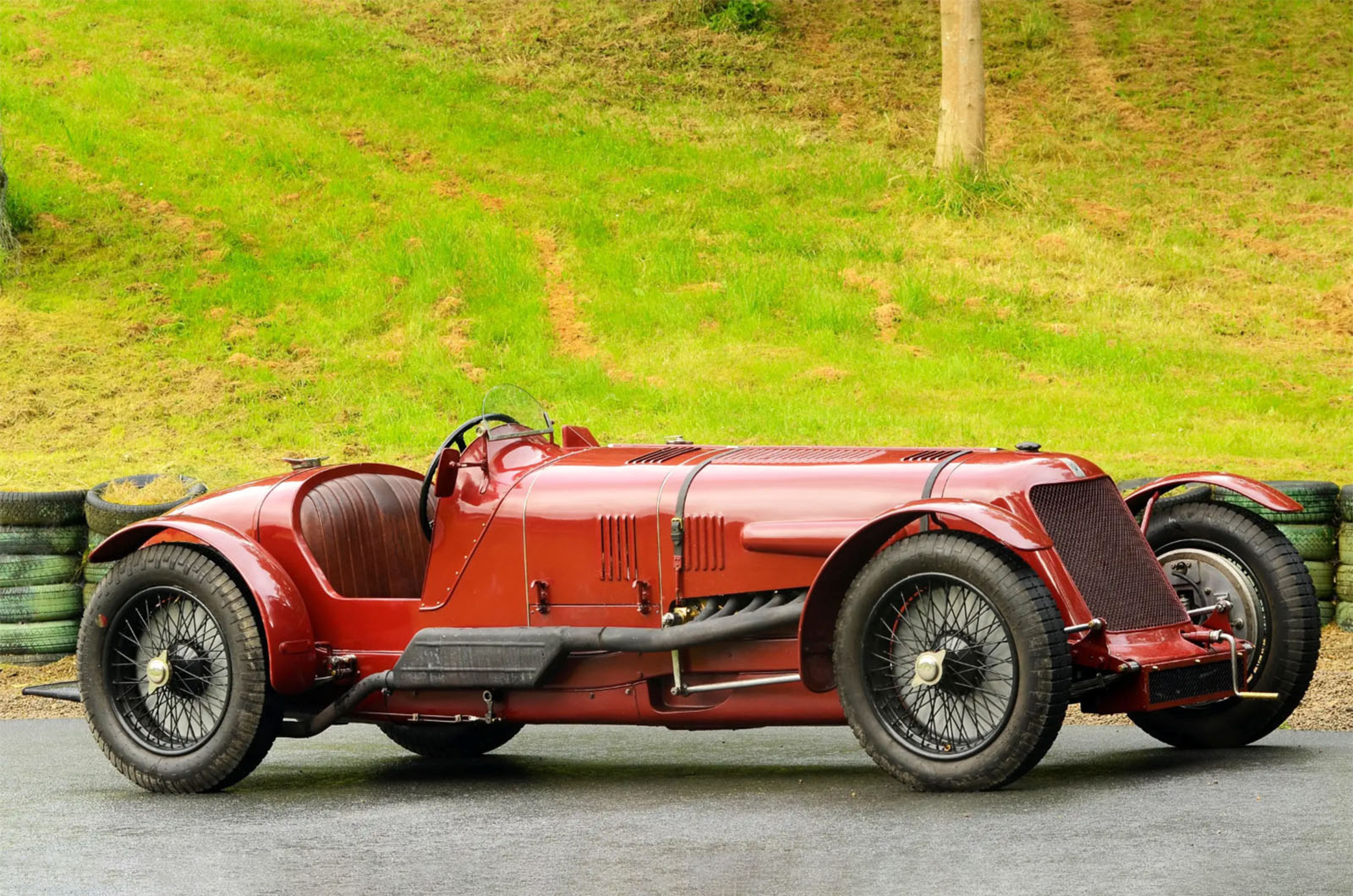 <p>Alfa Romeo was one of the car makers to experiment with 16-cylinder engines, trialling the first such unit in its Tipo V4 racing car.</p>  <p>Comprising two eight-cylinder 26B engines working off a common crankshaft, each bank was supercharged, generating a total output of 305bhp from the 4-litre unit.</p>  <p>Performance was impressive by the standards of the day, the Tipo V4 achieving a top speed of more than 160mph.</p>