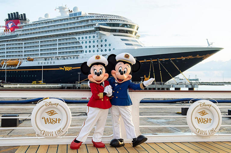Prepare for Disney Cruise Line's Check-In process with this essential article, sharing what to prepare before you sit down to check in, what time zone you'll check in, and other key info that will make the process smooth and painless!