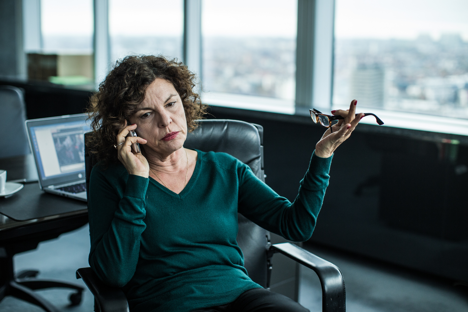 Hilde Van Mieghem Ik Wil Een Plekje Waar Het Veilig Is Als De Hel Losbarst