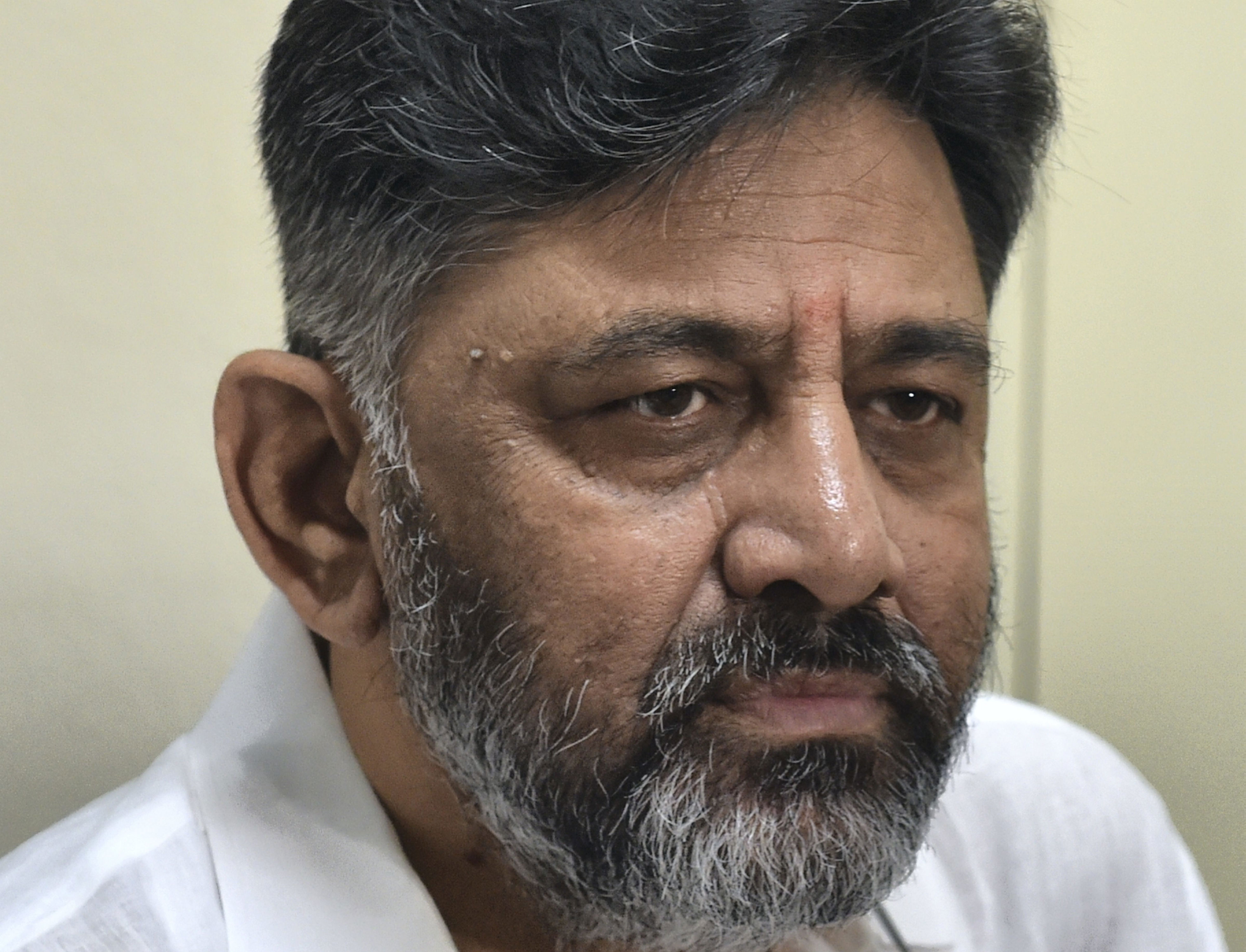 Shivakumar urges industry leaders to stop ''hurting'' Bengaluru amid