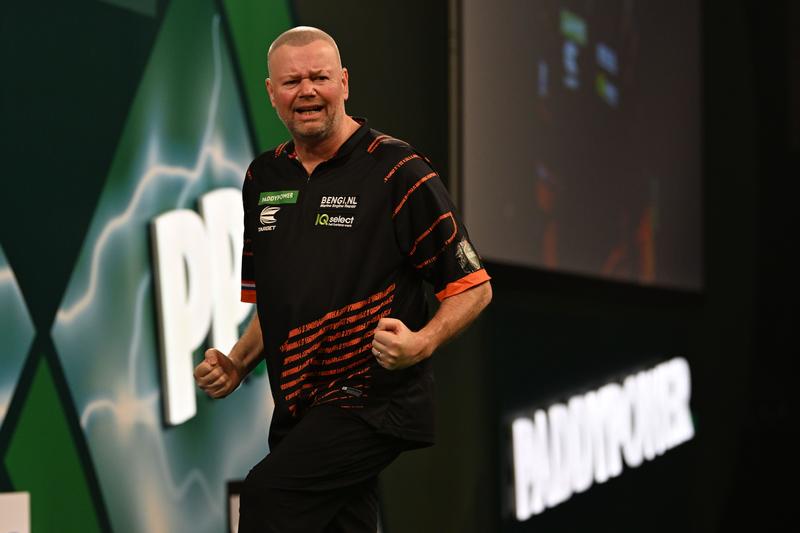 Van Barneveld Sets Up Clash With Teenager Littler, Defending Champ ...