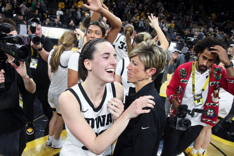 Caitlin Clark sets college basketball record ahead of WNBA decision