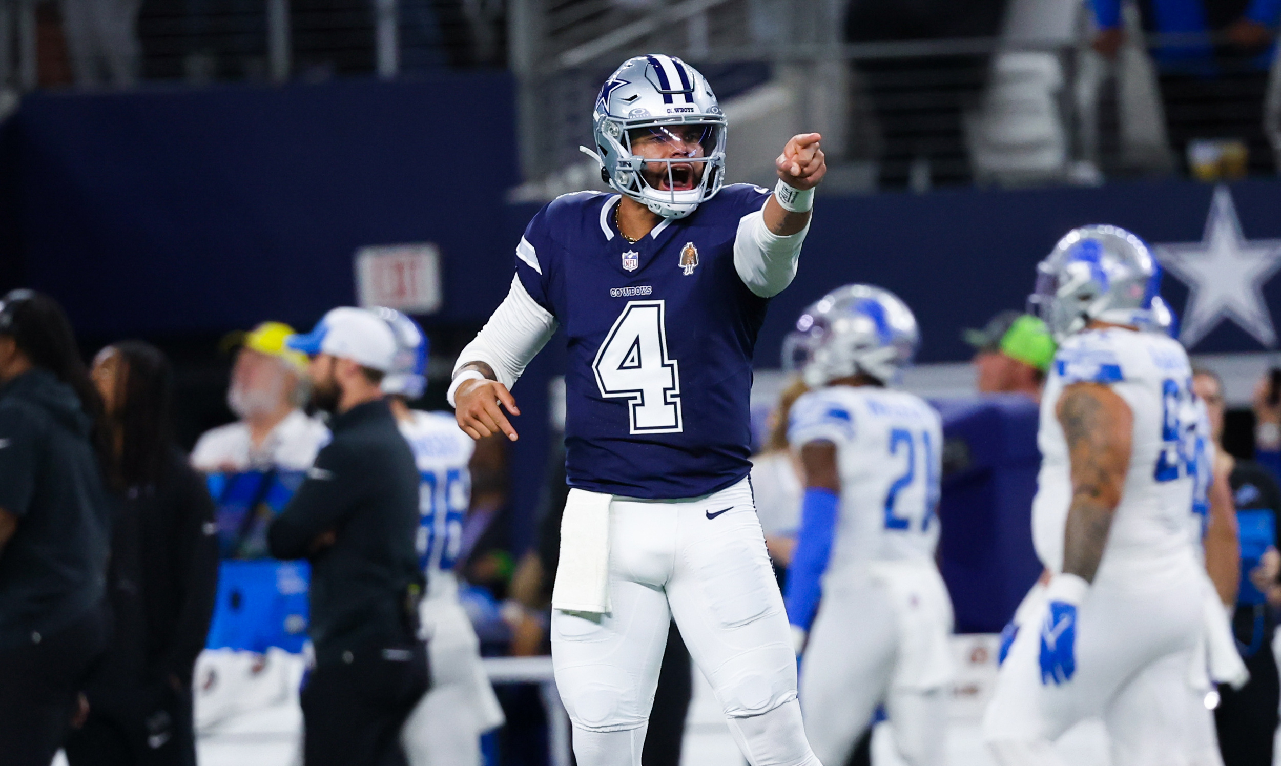 Watch: Cowboys QB Dak Prescott Turns Would-be Safety Into 92-yard TD Vs ...