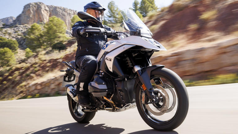10 Adventure Bikes That Blend Raw Power With Advanced Technology