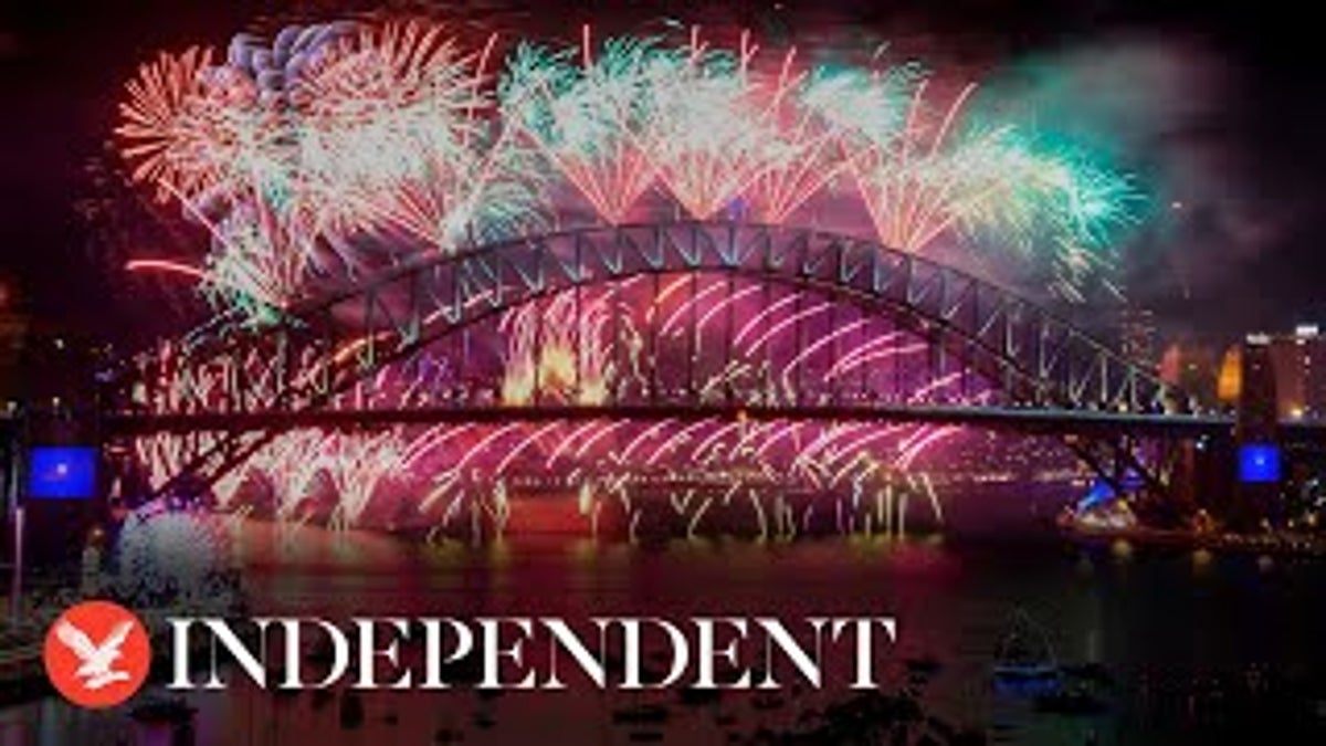 watch live: new year’s eve fireworks display over australia’s sydney harbour