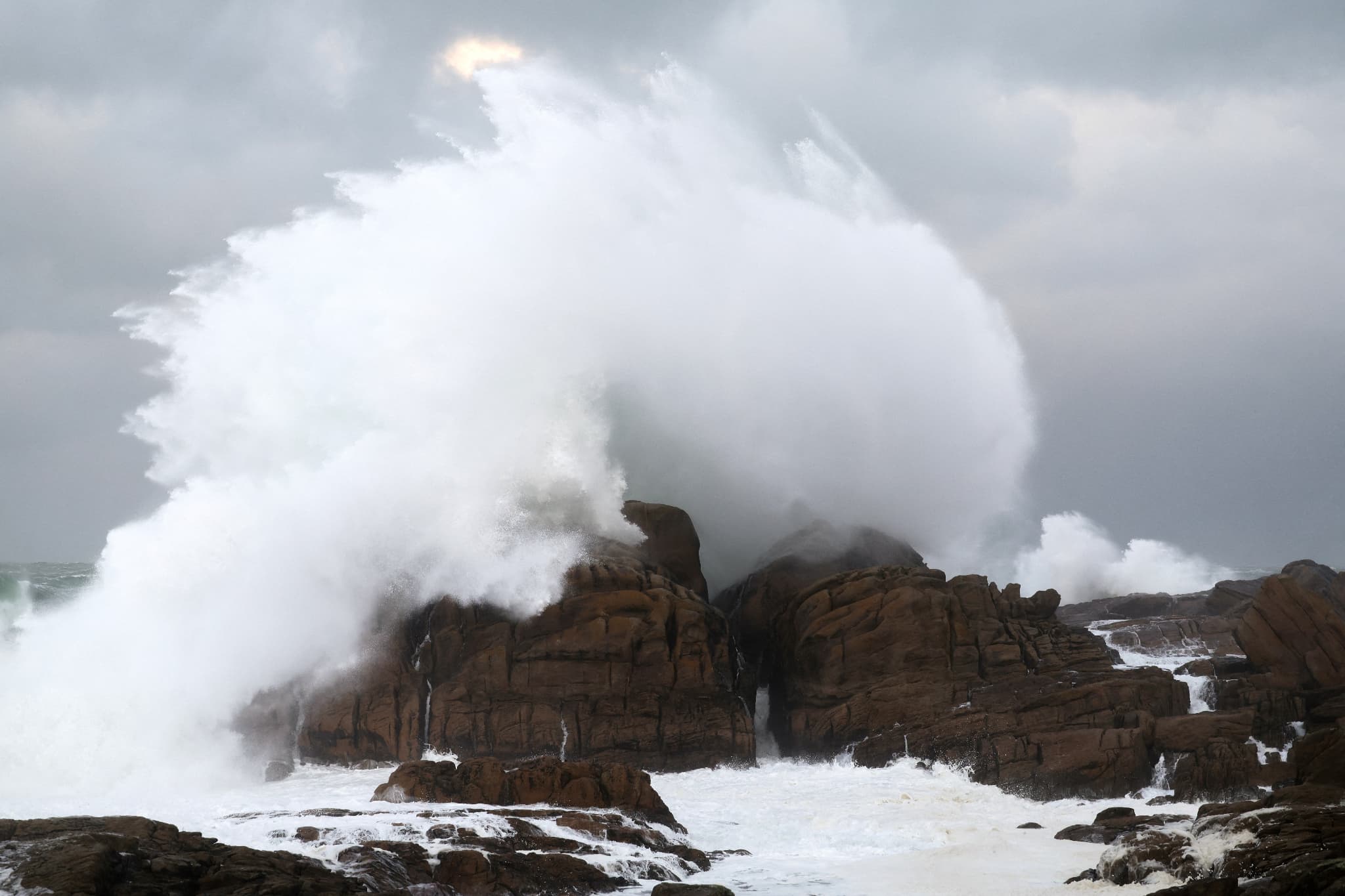 Tempête Géraldine: Des Rafales De Vent Jusqu'à 137 Km/h Enregistrées En ...