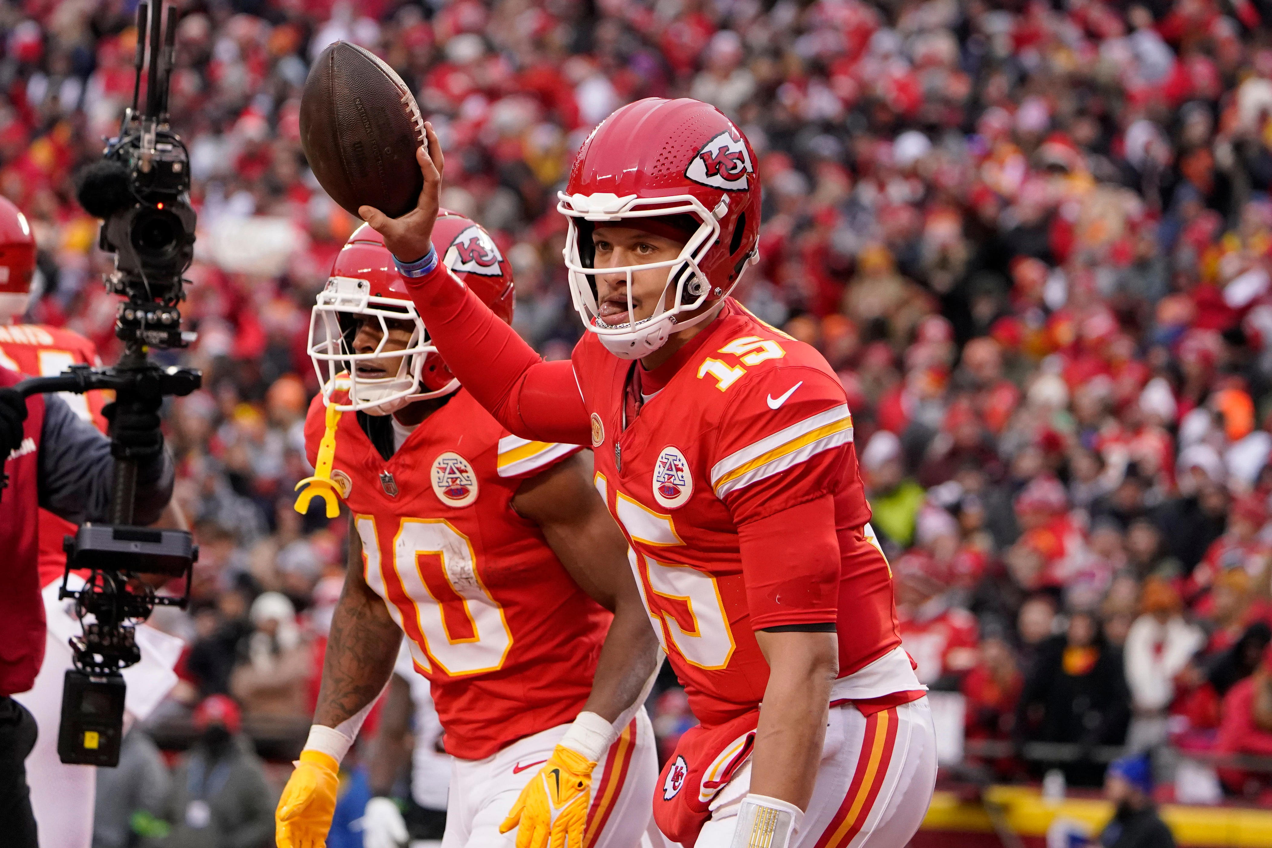 Nfl Playoff Picture Week 17 Chiefs Extend Afc West Streak Rams Grab