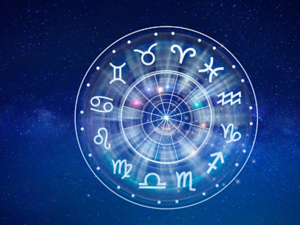 Daily Horoscope, Jan 1: Predictions For All 12 Zodiac Signs