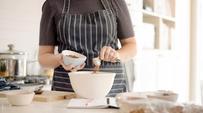 All You Need Is Hot Chocolate Mix For A Game-changing Cheesecake