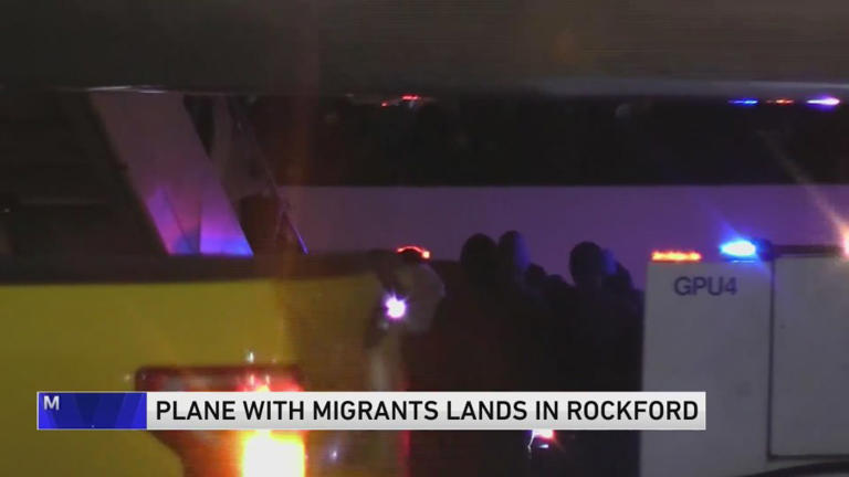 Plane carrying migrants from Texas lands in Illinois en route to