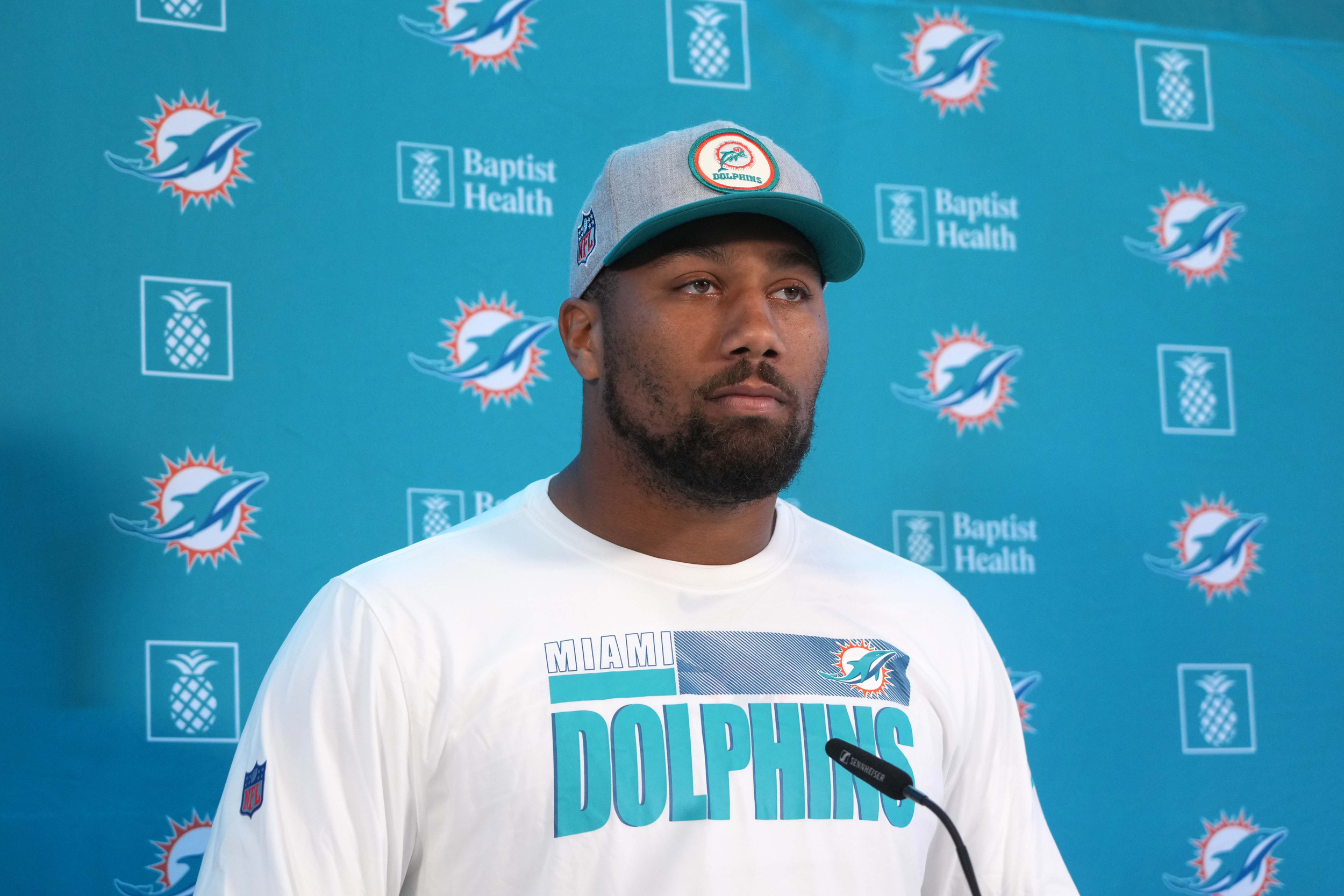 Dolphins LB Bradley Chubb Carted Off Field With Minutes To Go In Blowout