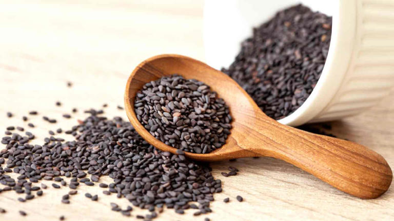 Sesame seeds in winter: 5 reasons why you should add this superfood to ...