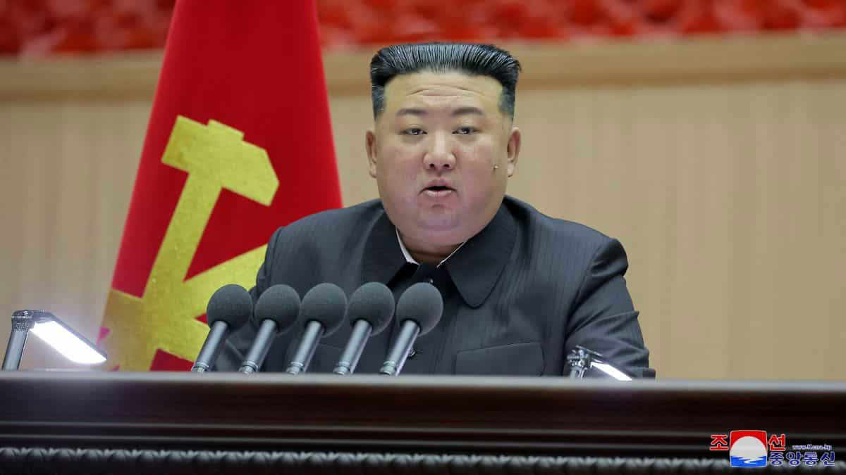 Kim Jong Un accuses US of posing 'military threat', orders military to ...