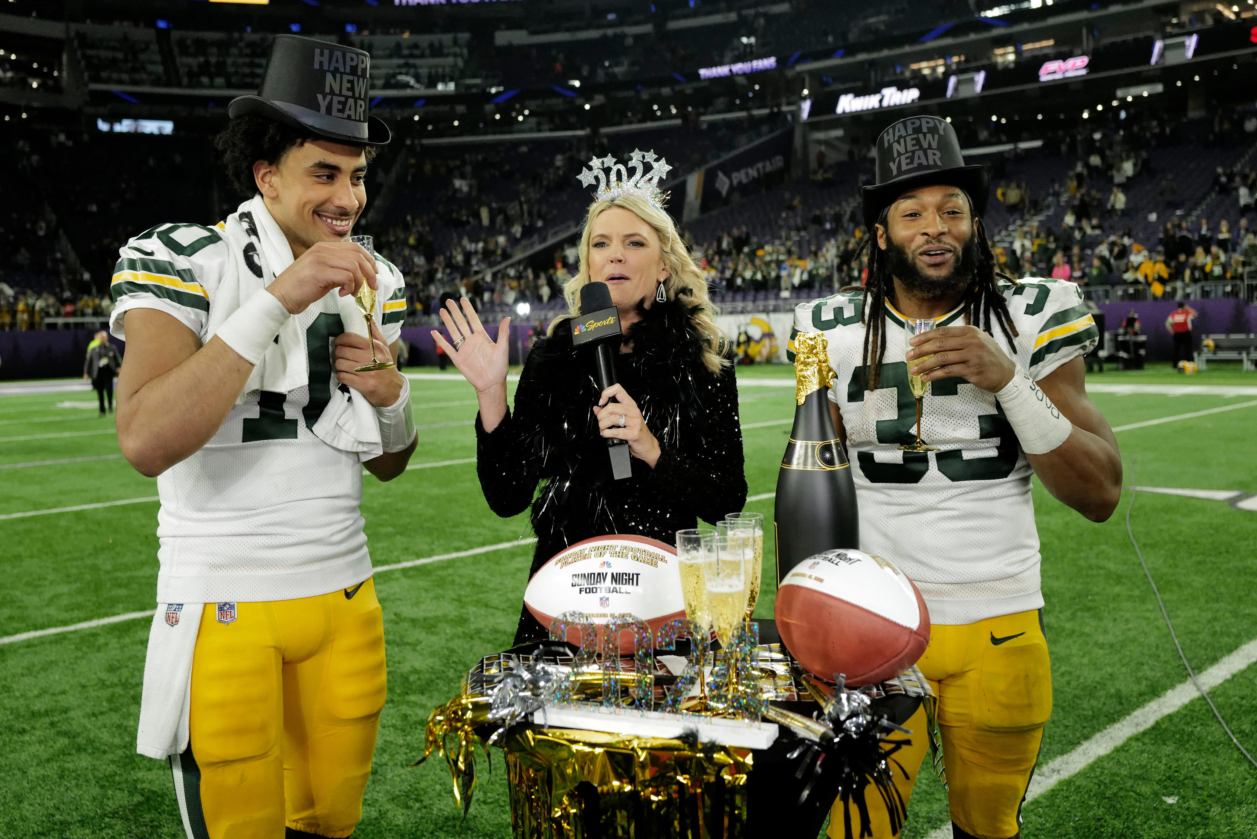 Jordan Love and Aaron Jones celebrate New Year's Eve, Packers win over