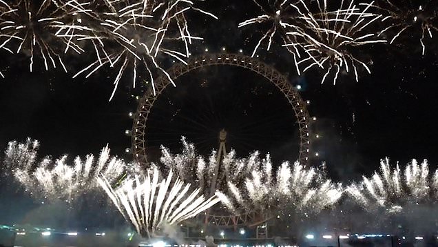 London Rings In 2024 With Its Biggest Ever Firework Display   AA1mijBM.img