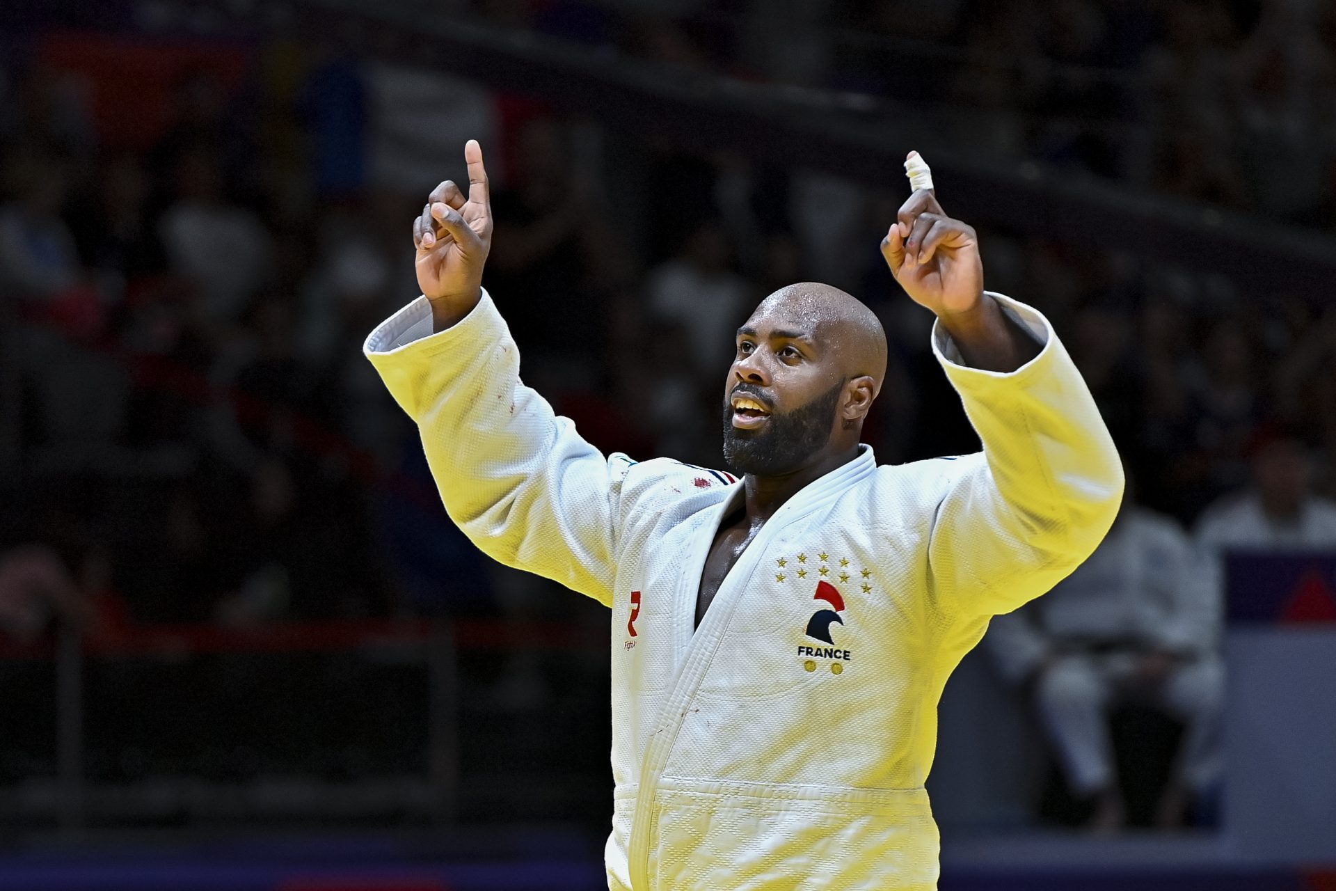 HMRC warning as new tax rules for Brits who use eBay and Vinted