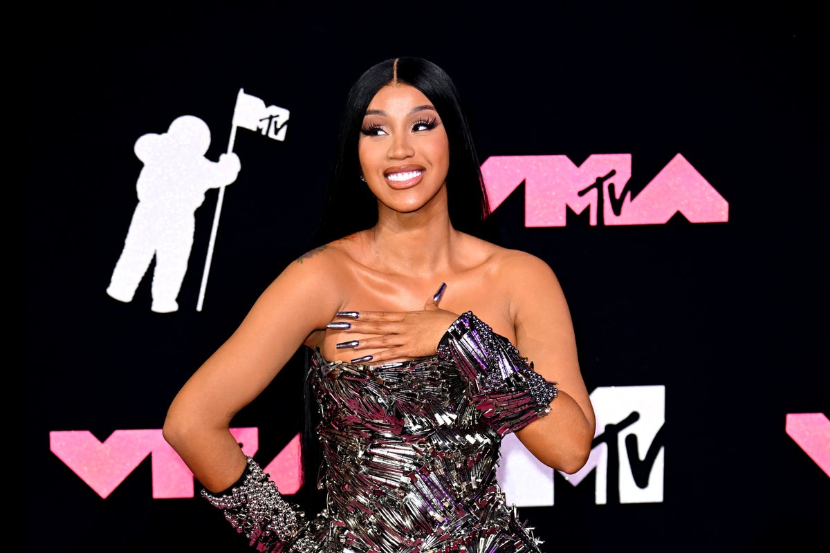 Cardi B Says She Was ‘fighting For Her Life’ Ahead Of New Year’s Eve Show