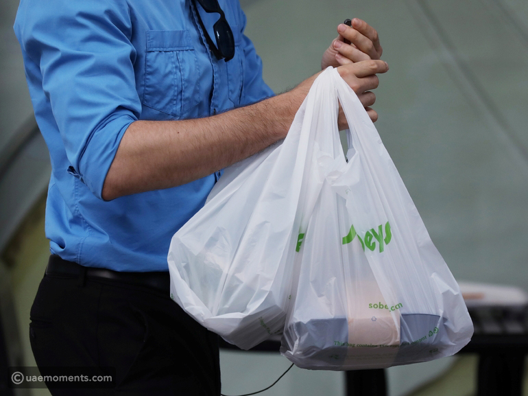 Dubai Implements Ban on Single-Use Plastic Bags From January 1st, 2024