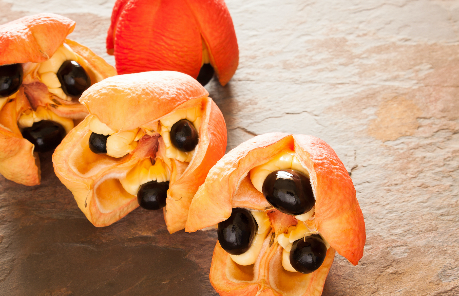 Аки фрукт. Экзотические фрукты. Рамбутан фрукт. Необычные фрукты. Необычные фрукты названия.