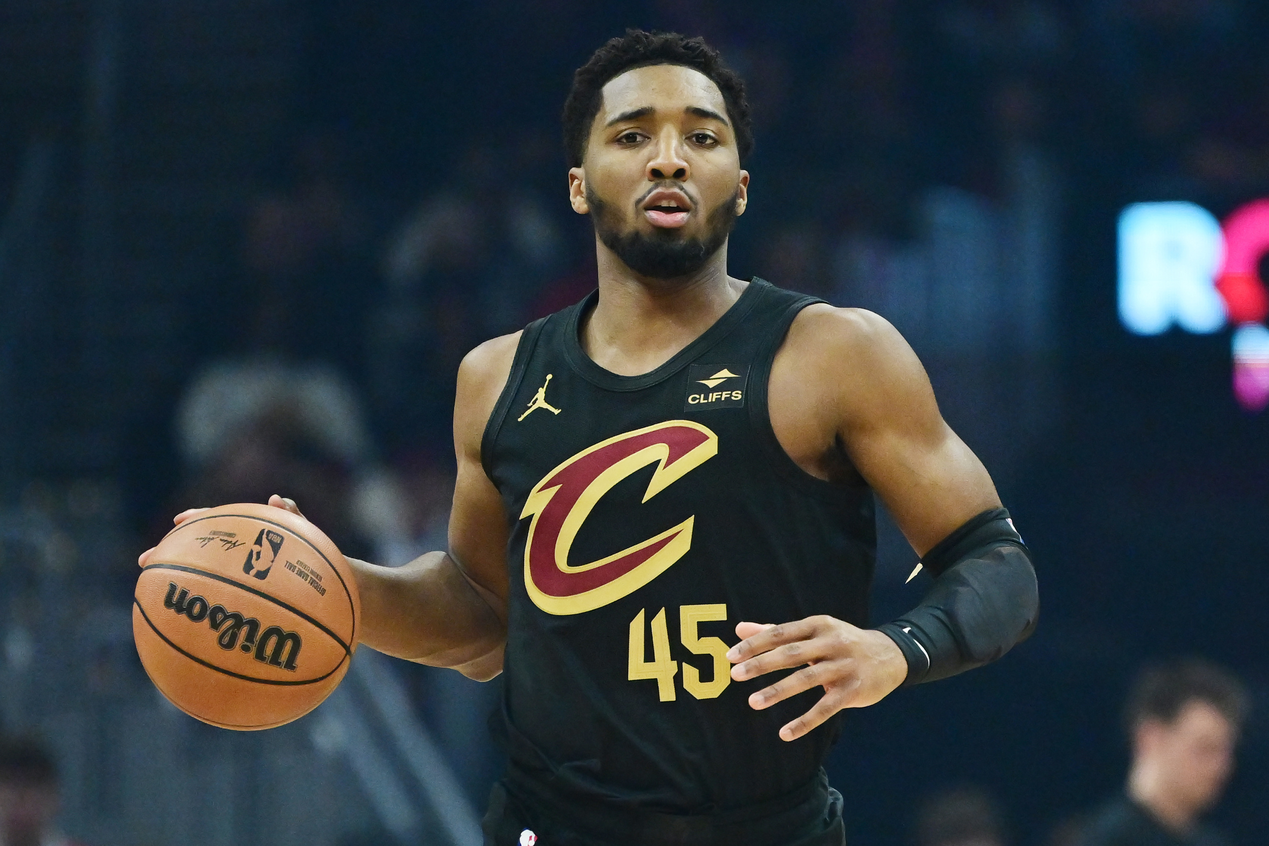 immediate trade for cavs' donovan mitchell ruled out by the knicks