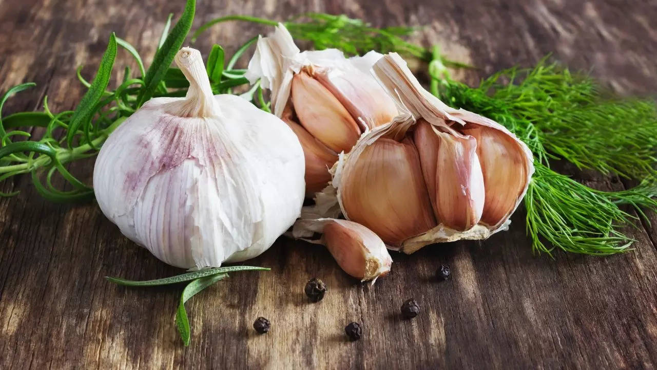 What Happens To Your Body When You Eat Garlic Everyday?