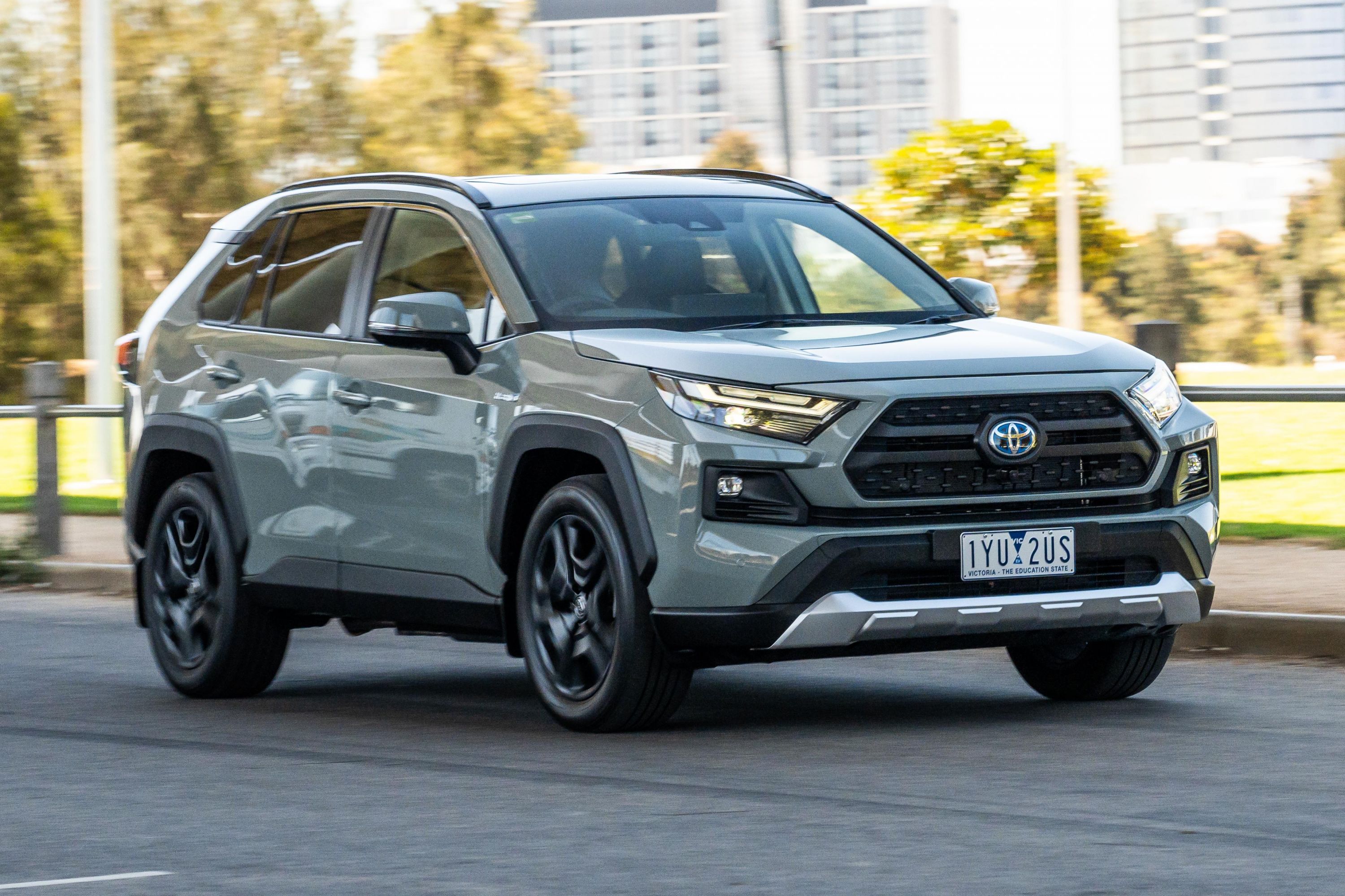 2024 Toyota RAV4 Edge Hybrid Review