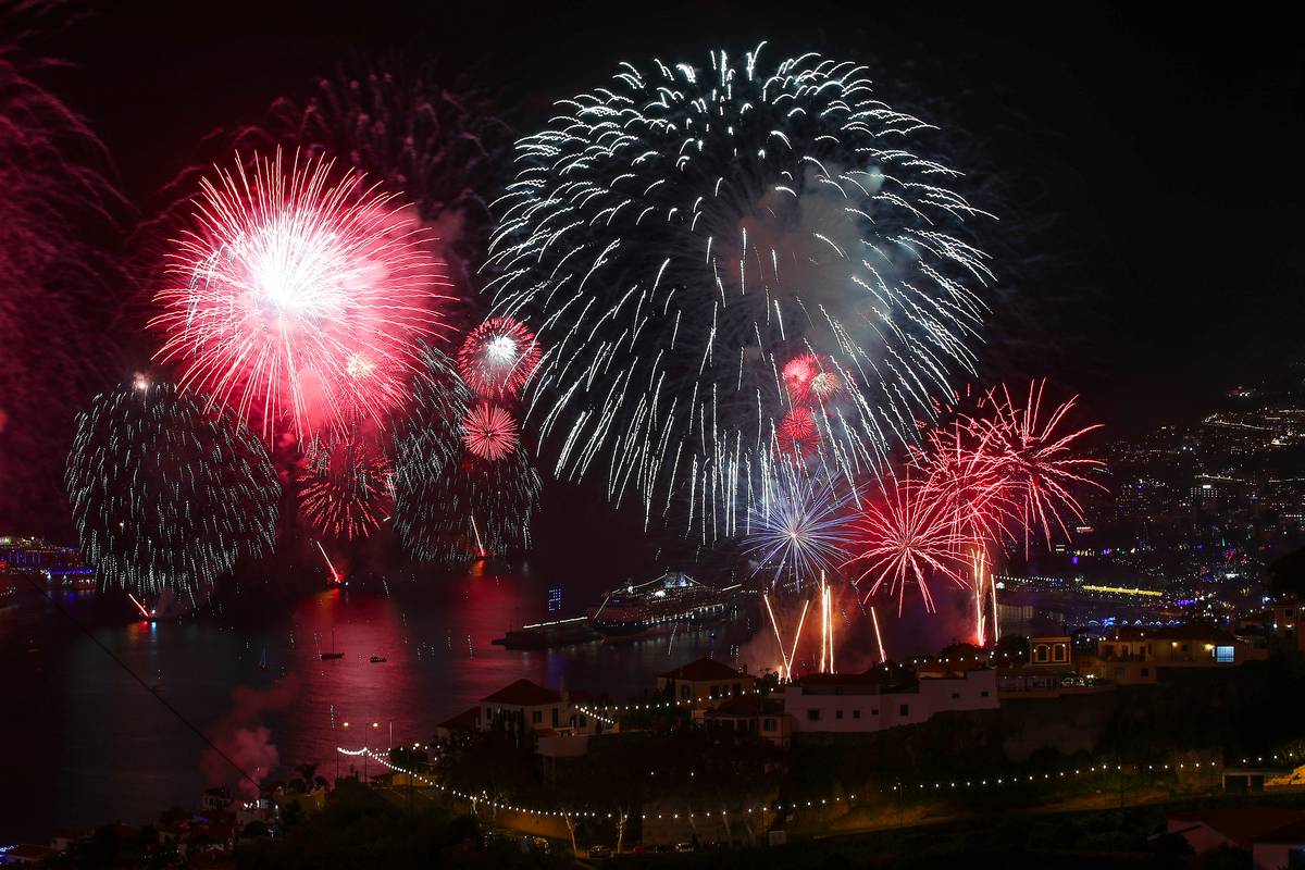 Ano Novo os céus de Portugal "iluminaramse" para entrar em 2024