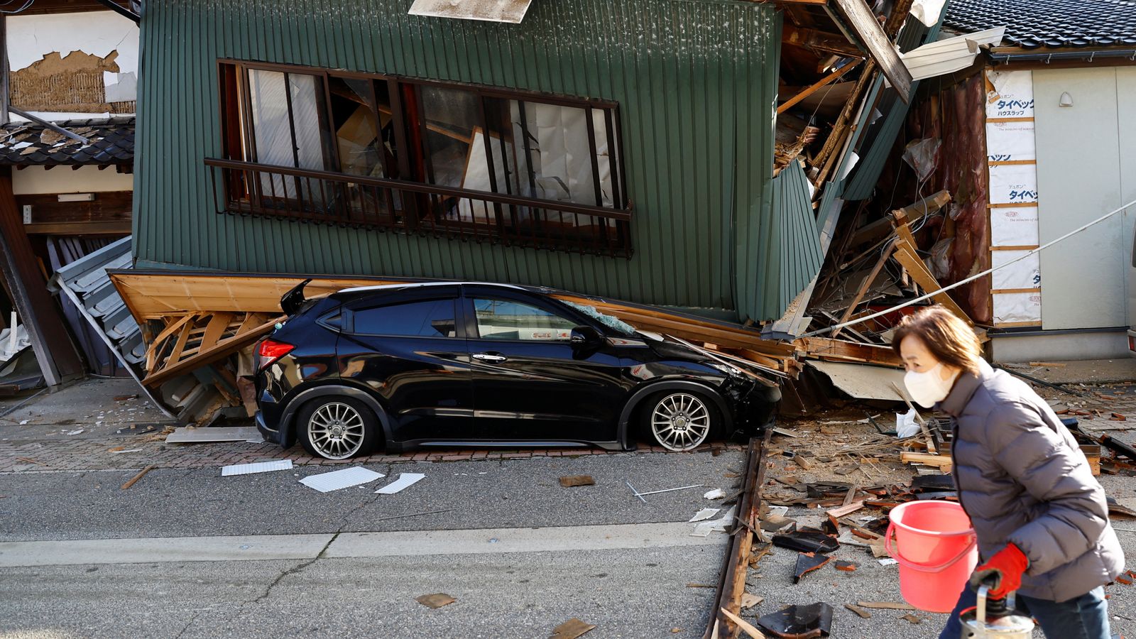 Japan Quake Death Toll Rises Amid 'battle Against Time' To Help Survivors