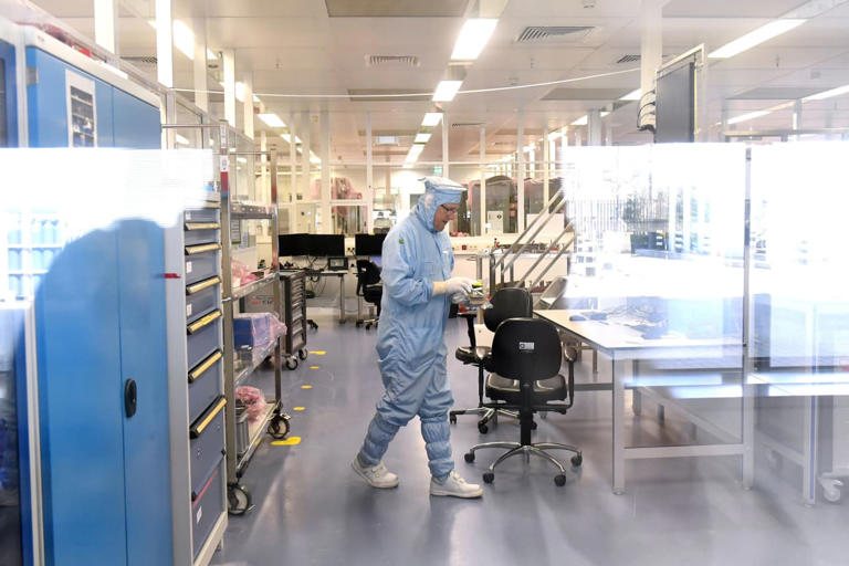 ASML Tanked the Chip Market. The Case to Buy the Stock Now.