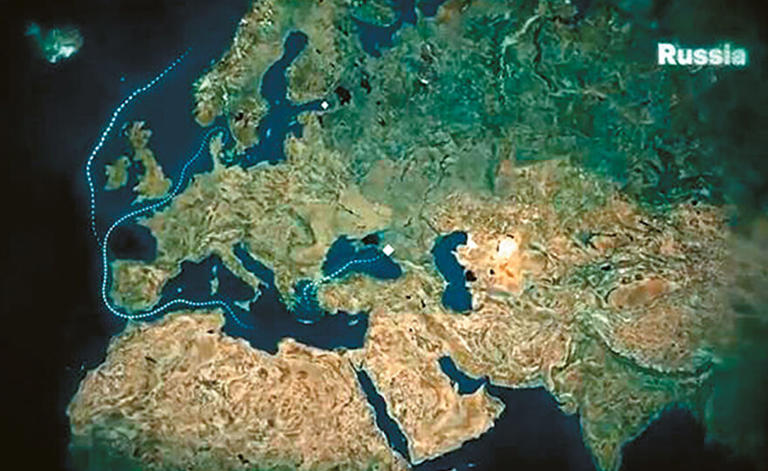 Χάρτης που δείχνει την πορεία του «σκοτεινού στόλου» της Ρωσίας: από τη Mαύρη Θάλασσα στο Αιγαίο (Λακωνικός κόλπος) και από εκεί στον Ατλαντικό