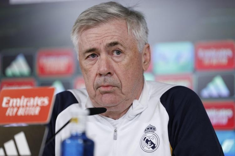 Mercato. Carlo Ancelotti Explique Son Choix De Prolonger Au Real Madrid ...