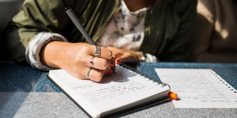 Experts share how journaling can help improve mental health — plus, how to start
