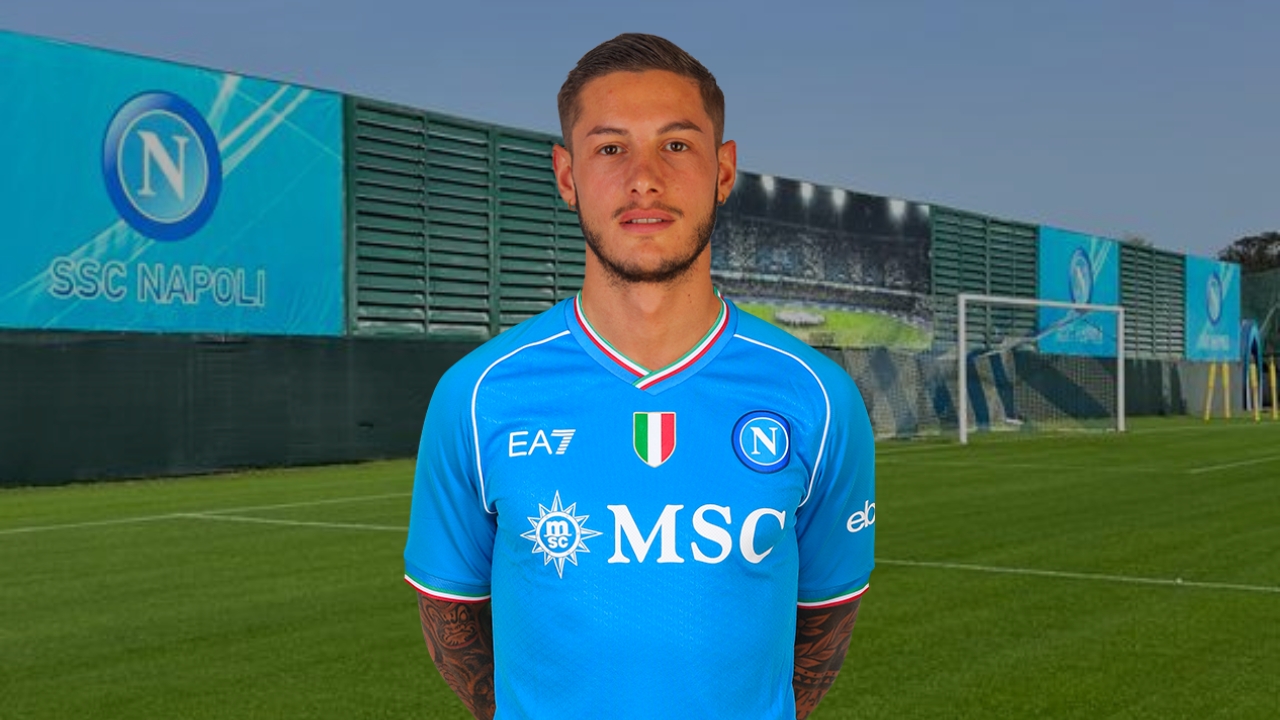 UFFICIALE - Mazzocchi è Un Nuovo Calciatore Del Napoli! "Benvenuto ...