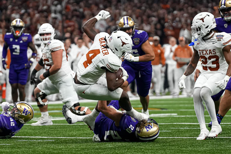 Setting our expectations for the 2024 Texas football season