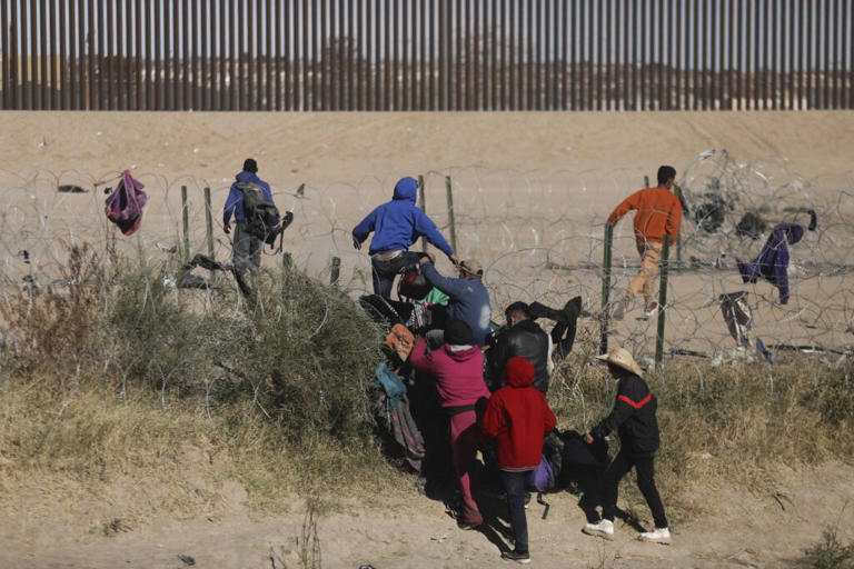 Migrant Crossings Pass 300,000 for First Time at Southwest Border: Report