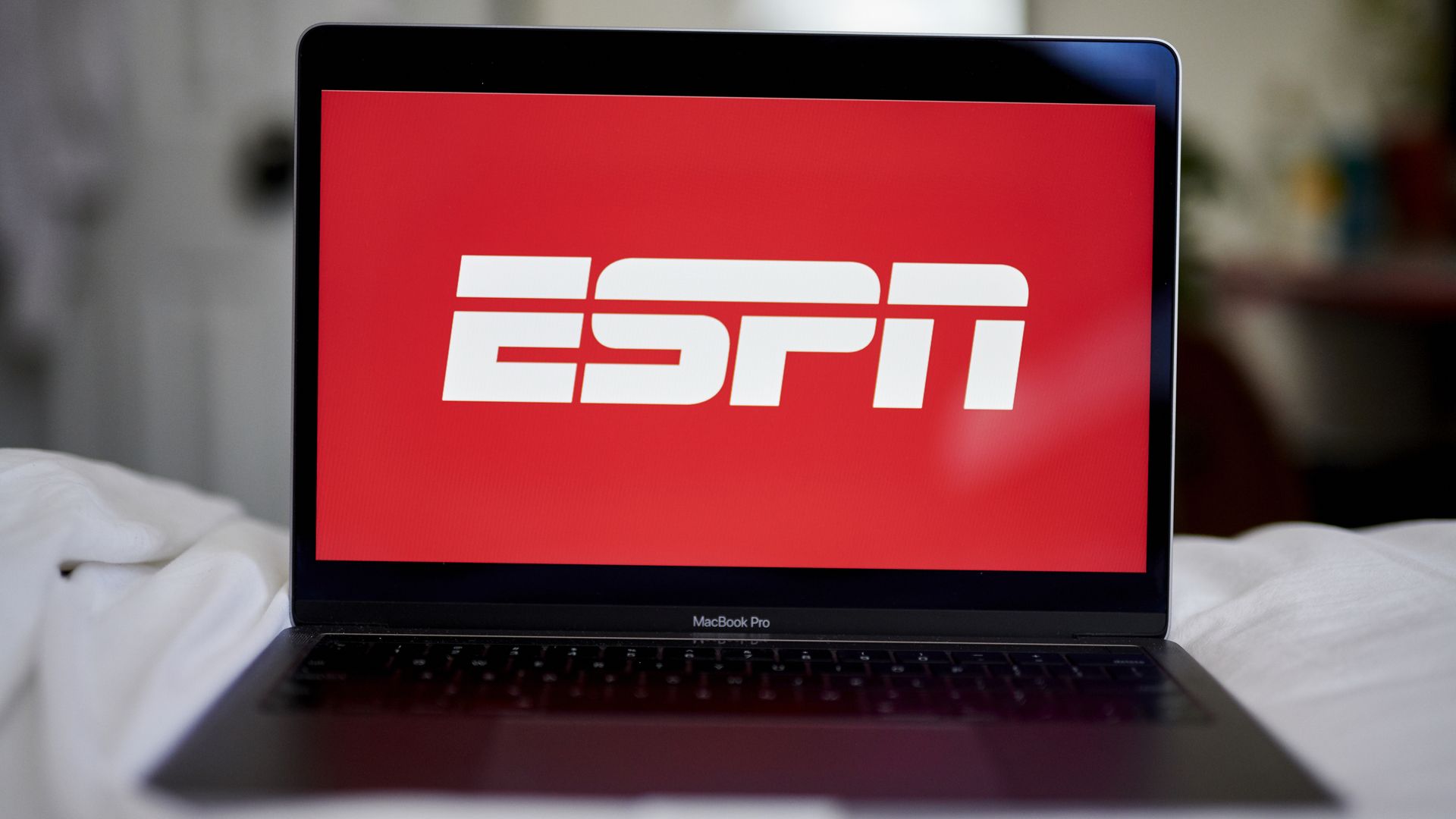 How To Watch ESPN Without Cable