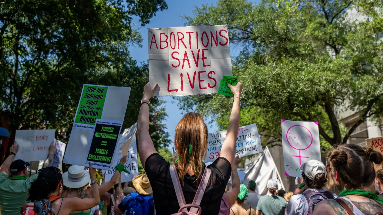 Texas Can Ban Emergency Abortions Despite Federal Guidance, Appeals ...