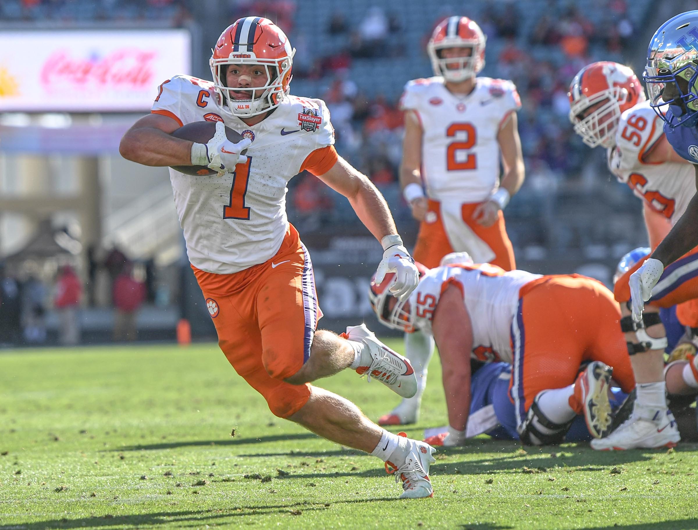 Clemson Football RB Will Shipley To Enter 2024 NFL Draft After Injury ...